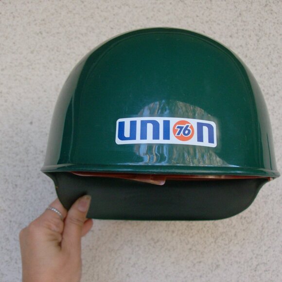 Vintage Oakland A’s Union 76 Promo Helmet Green & Yellow Collectible Hat - Picture 5 of 7
